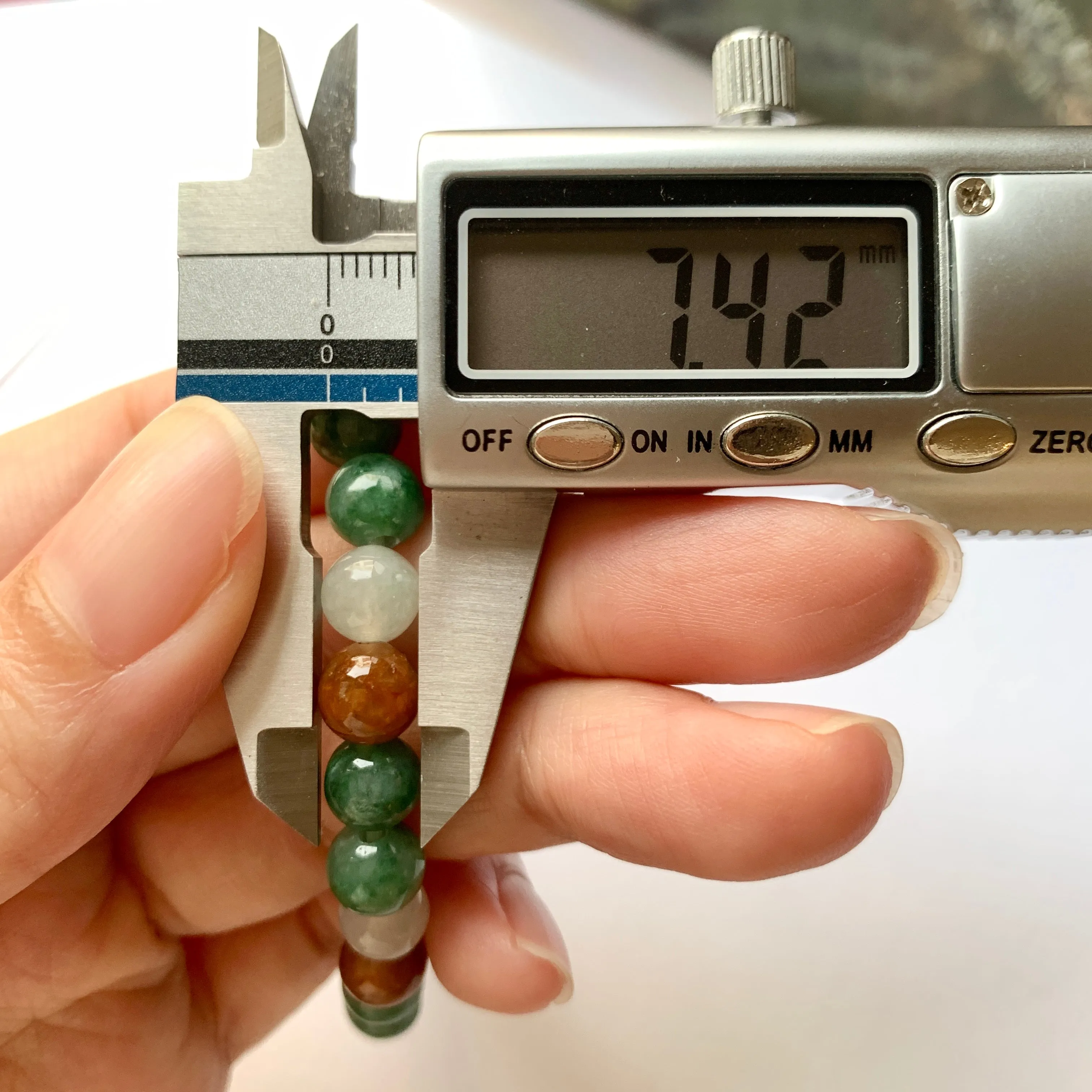 7.4mm A-Grade Natural Tri-Colour Jadeite Beaded Bracelet No.190347