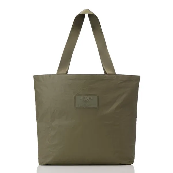Aloha Collection Monochrome Day Tripper Tote