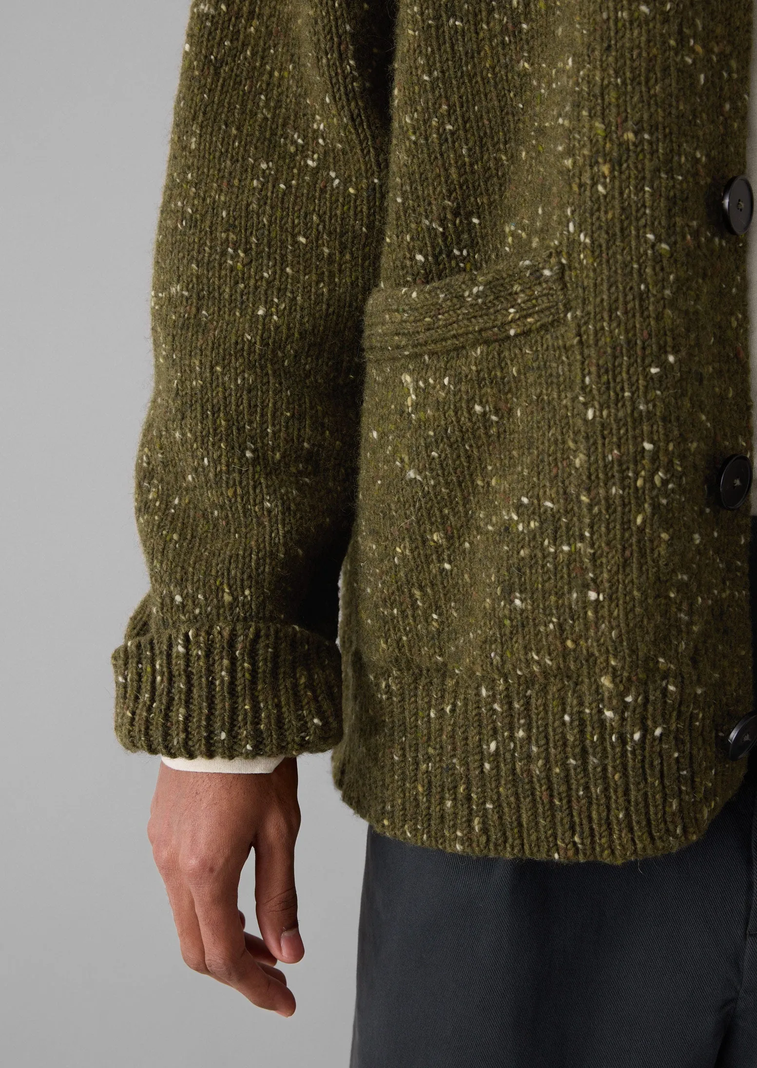 Donegal Wool V-Neck Cardigan | Olive