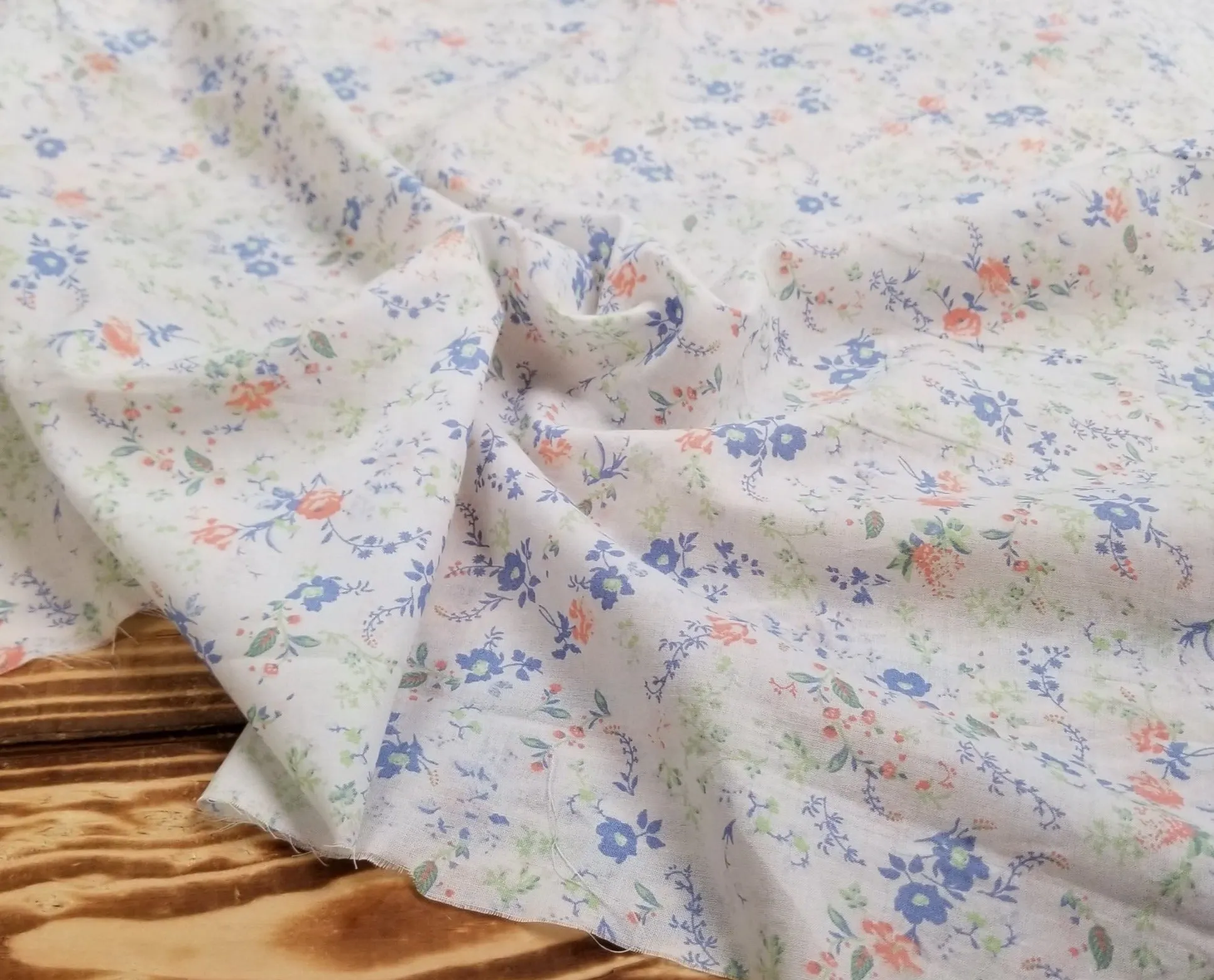 End of BOlt: 2.5 yards of Designer Deadstock Ivory Floral Cotton Shirting Poplin -remnant