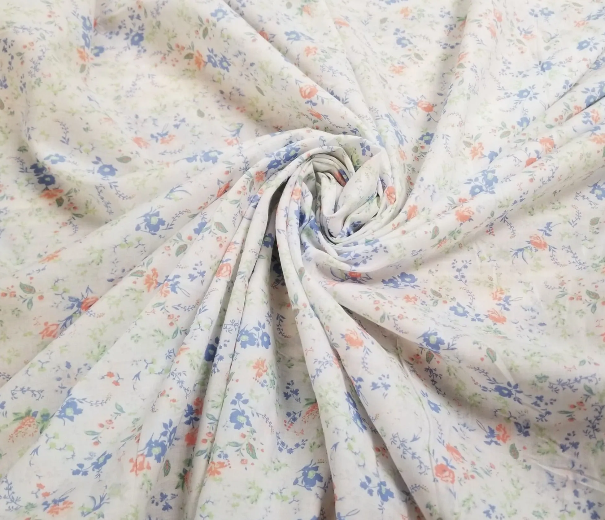 End of BOlt: 2.5 yards of Designer Deadstock Ivory Floral Cotton Shirting Poplin -remnant