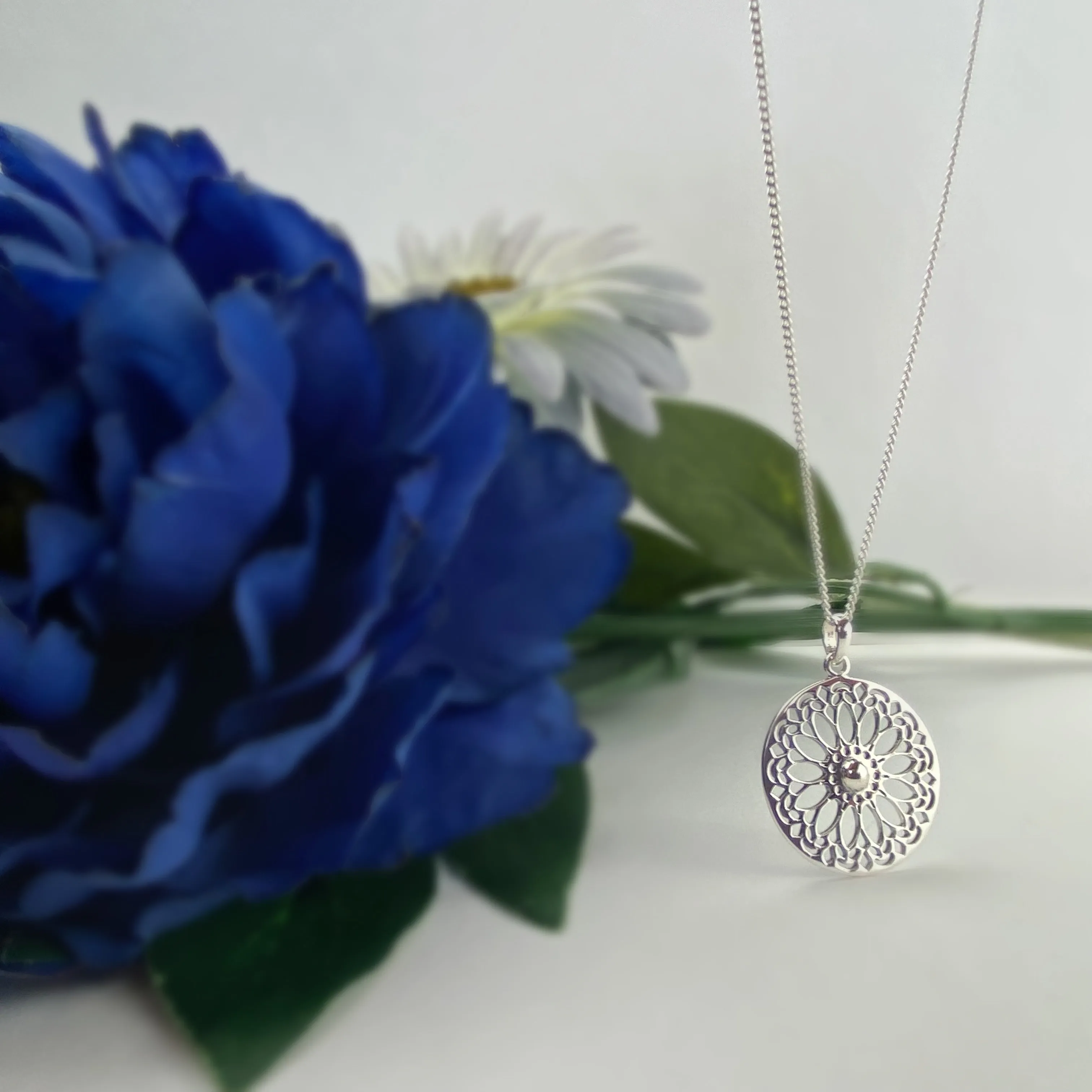 Flower Mandala Pendant - VP428