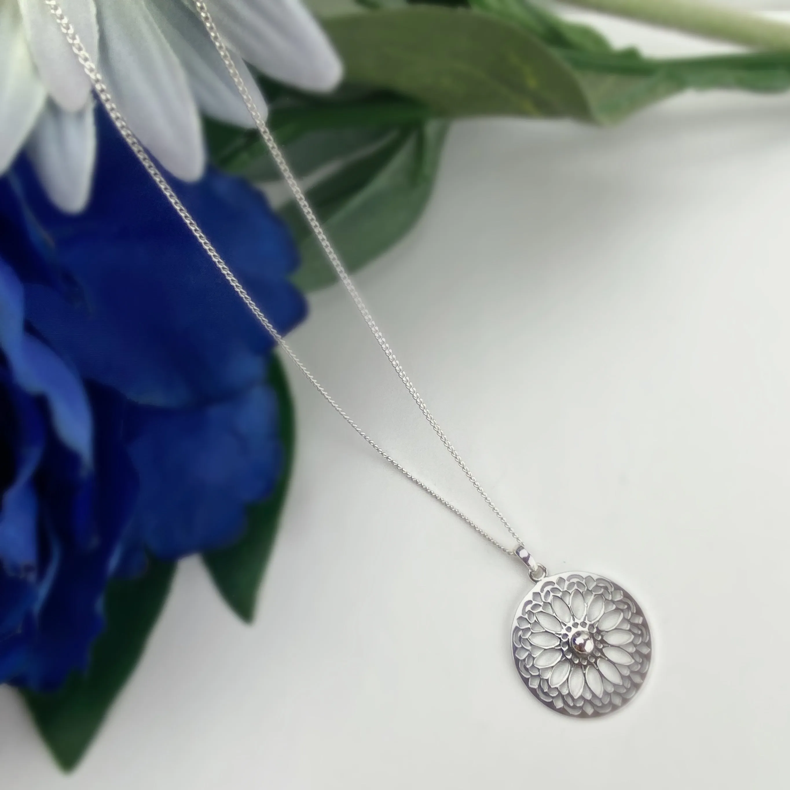 Flower Mandala Pendant - VP428
