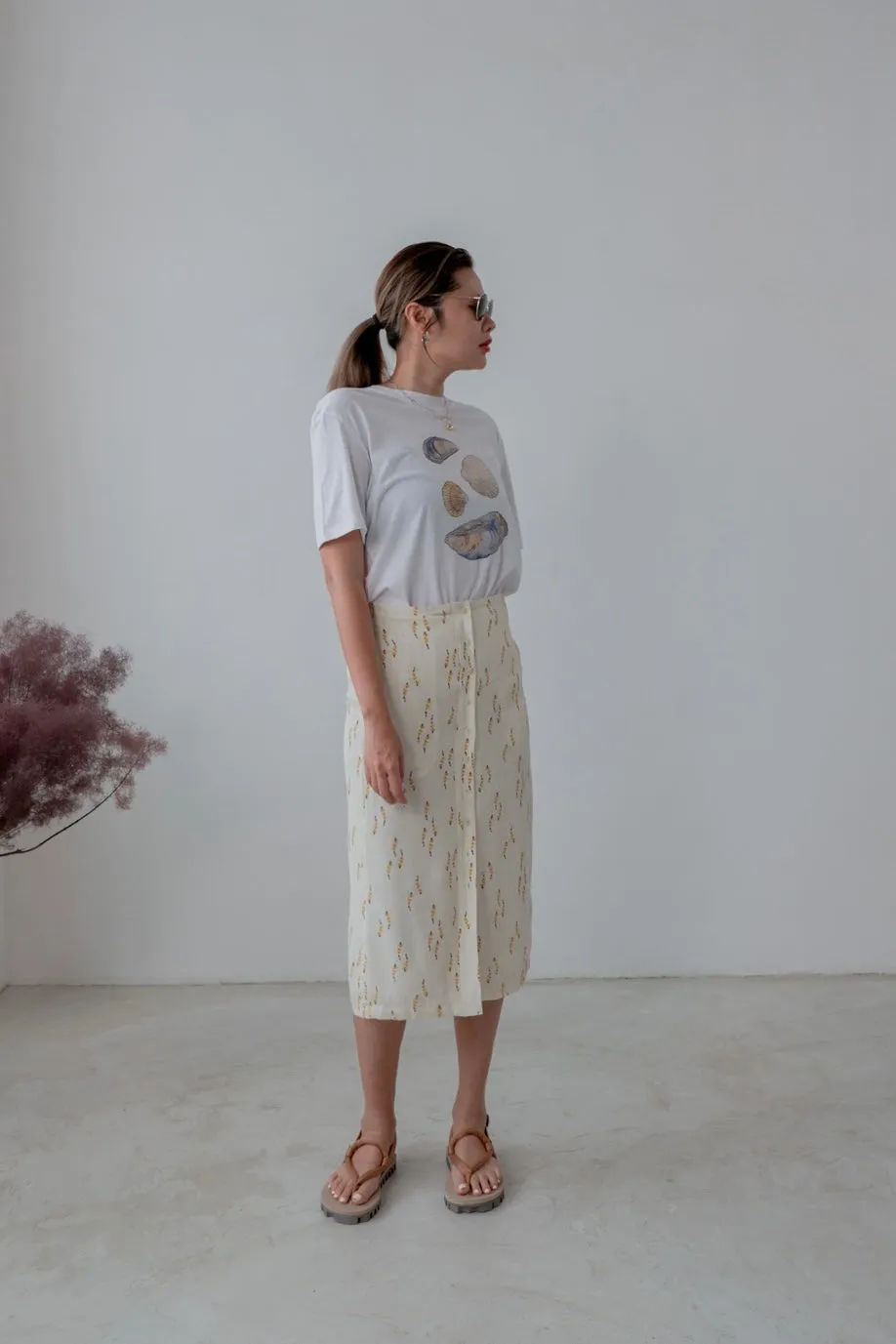 PREMIUM OAT BUTTON PENCIL SKIRT *LAST ONE*